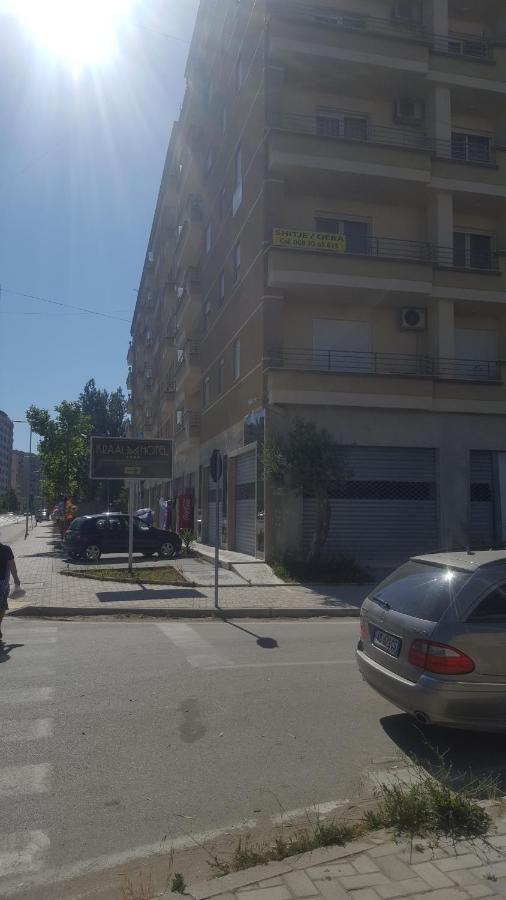 Ilarias Flat Apartment Vlore Bagian luar foto