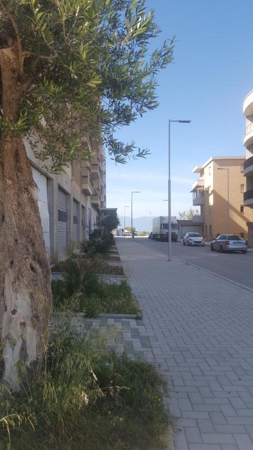 Ilarias Flat Apartment Vlore Bagian luar foto
