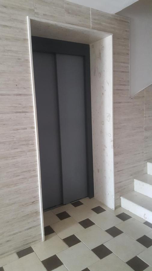 Ilarias Flat Apartment Vlore Bagian luar foto